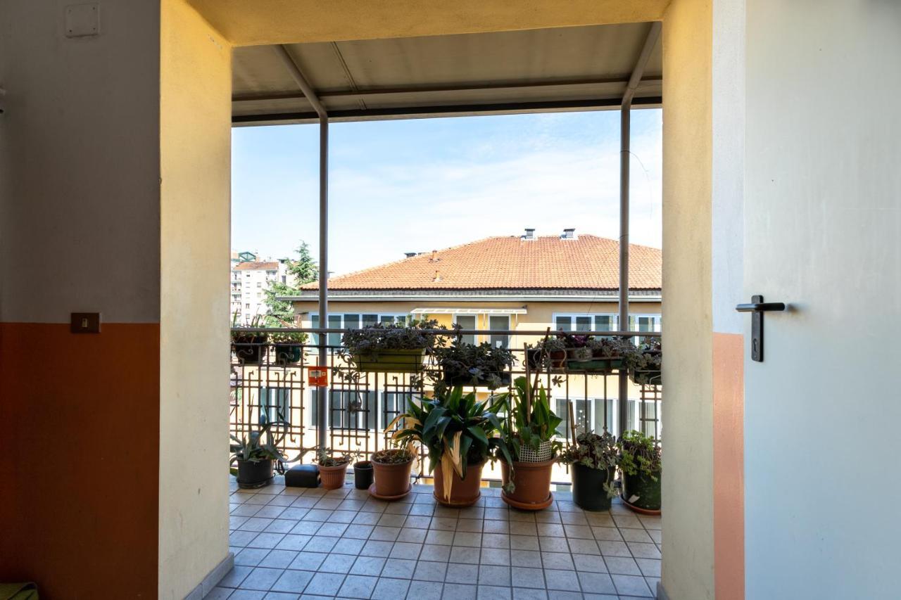 Luna Homes - Studio In Farini Milano Exteriör bild